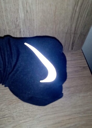  Beden siyah Renk Nike Reflektörlü eldiven