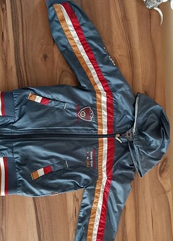 Erkek çocuk yağmurluk,çeket - Görsel 2