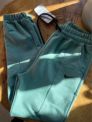 Nike NİKE ESOFMAN ALTLARIMIZ