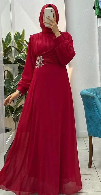 Kırmızı tesettür elbise