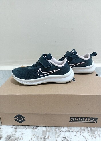 Nike Nike kiz cocuk koşu ayakkabısı