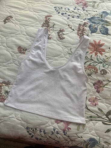 l Beden Crop atlet
