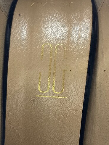 40 Beden siyah Renk Diğer Stiletto %70 İndirimli.