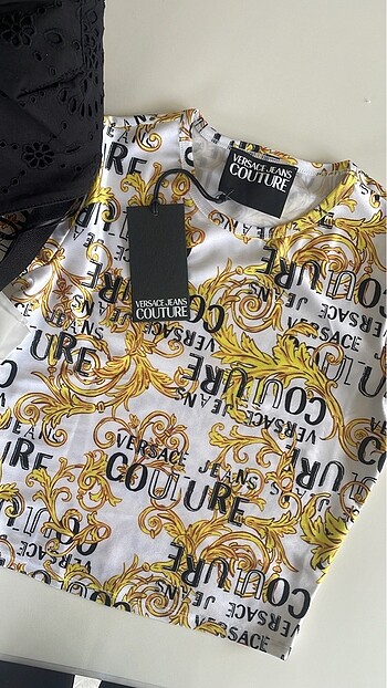 s Beden Versace tshirt