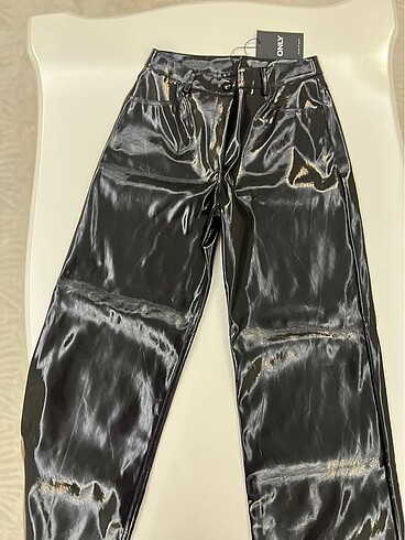 Zara Zara pantolon rugan deri etiketli