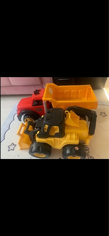  Beden Pilsan Damperli Kamyon-Dolu Kazıcılı Dozer