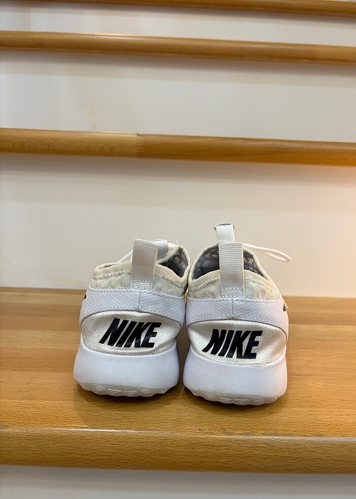 Nike Spor Ayakkabı - Görsel 3