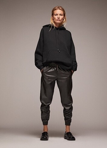 Zara Suni Deri Jogger 