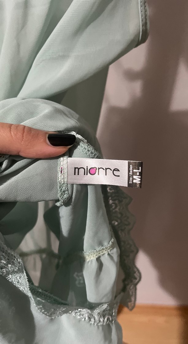 Kadın Yeşil Dantel Detaylı Kısa Tulum - Görsel 2