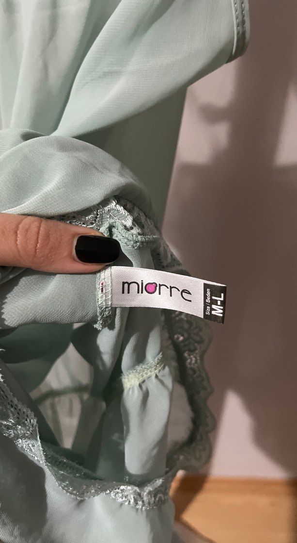 Kadın Yeşil Dantel Detaylı Kısa Tulum - Görsel 3