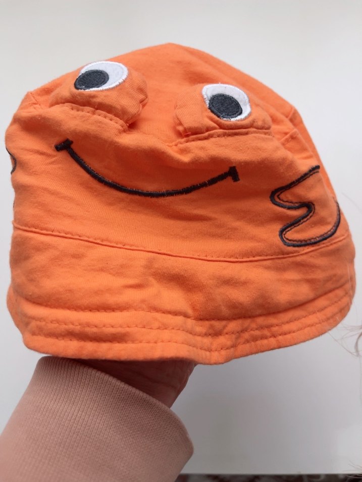 Turuncu Nakışlı Bebek Şapkası - Görsel 2
