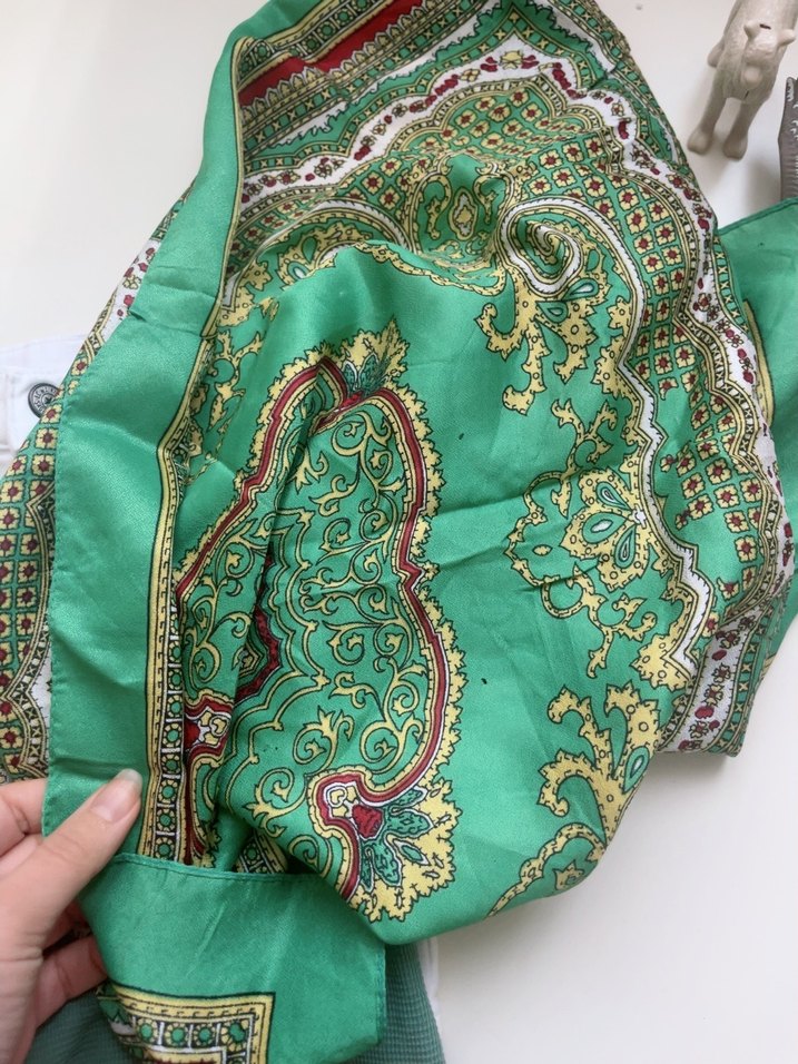 Yeşil Parlak Bohem Kadın Fular - Görsel 3