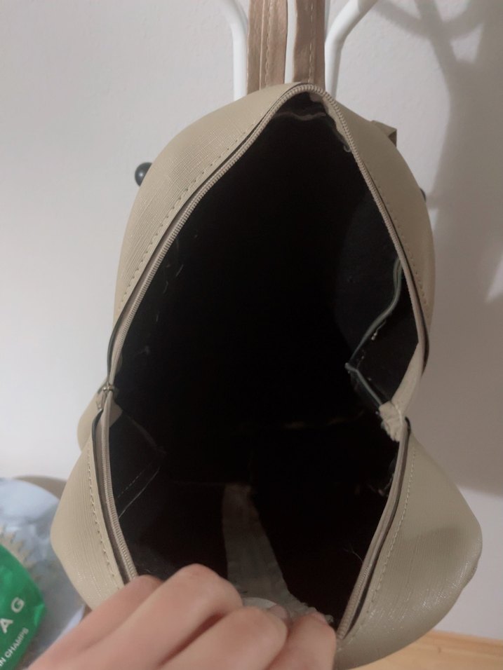 Bej Deri Kadın Sırt Çantası - Görsel 4