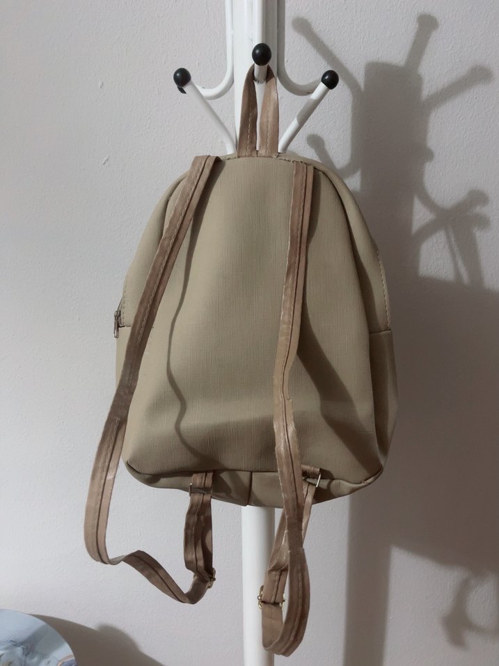 Bej Deri Kadın Sırt Çantası - Görsel 2