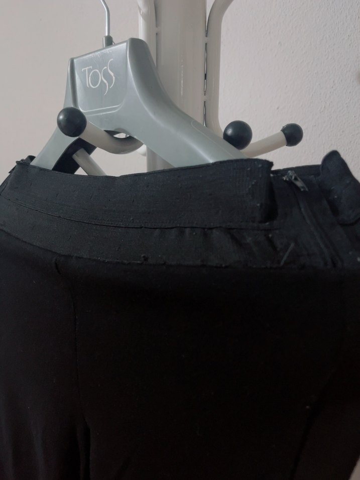 Siyah Kadın Midi Tayt, Esnek Kumaşlı - Görsel 4