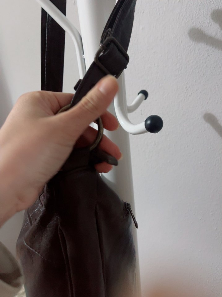 Kahverengi Deri Tokalı Kadın Çanta - Görsel 3