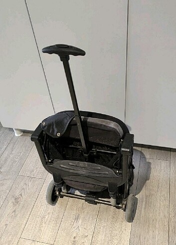 Kabin tipi bebek arabası