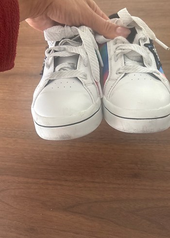 Kız Çocuk Bağcıklı Renkli taşlı pullu Spor Ayakkabı - Görsel 6