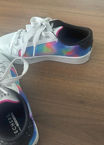 Kız Çocuk Bağcıklı Renkli taşlı pullu Spor Ayakkabı - Görsel 5