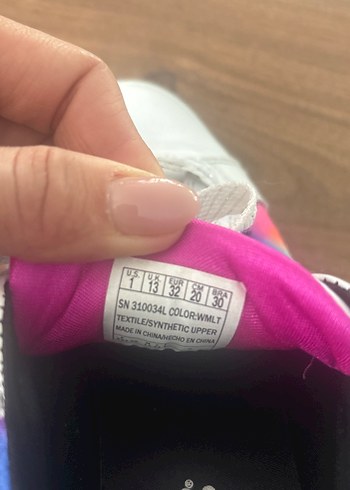 Kız Çocuk Bağcıklı Renkli taşlı pullu Spor Ayakkabı - Görsel 8