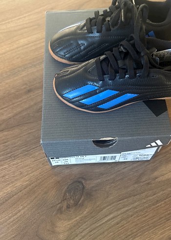 Adidas 28