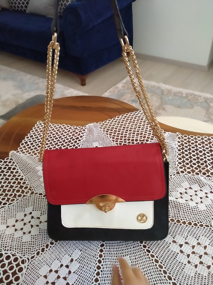 Renkli Yılan Desenli Zincir Detaylı Deri Çanta - Görsel 3