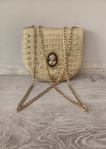 Beden Gold Zincir Detaylı Modern Klasik Kadın Çanta