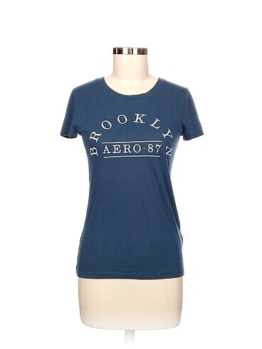 Aeropostale T-shirt %70 İndirimli.