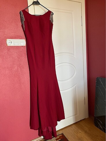 38 Beden Kadınca Bordo Abiye