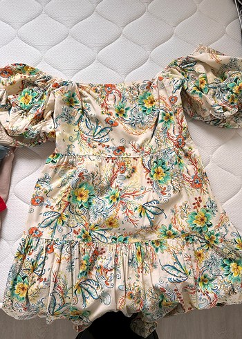 Çiçek Desenli Elbise - Görsel 7