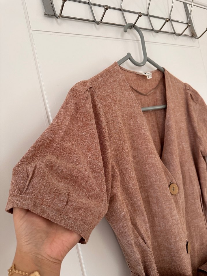 Düğmeli Keten Midi Elbise - Görsel 5