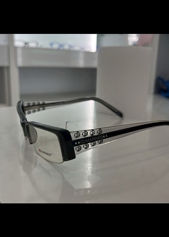 Parlak Siyah Gotik Kadın Gözlüğü - Görsel 4