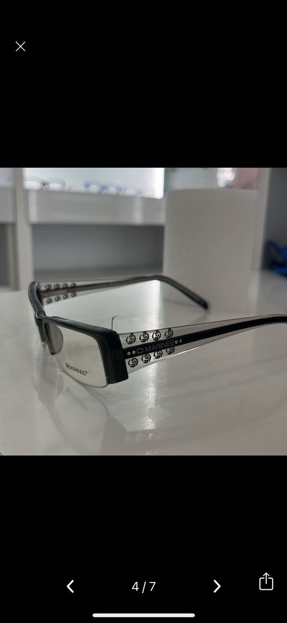 Parlak Siyah Gotik Kadın Gözlüğü - Görsel 4