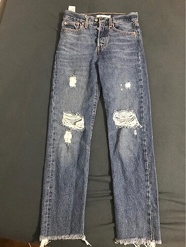 Levis pantolon