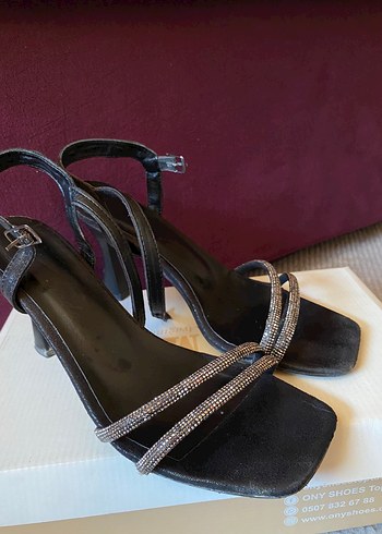 Diğer Siyah Yılan Desenli Stiletto Topuklu Kadın Ayakkabı