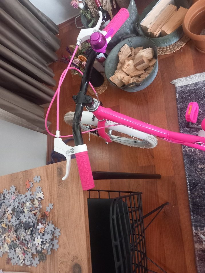 Renkli Pembe Çocuk Üç Tekerlekli Bisiklet Salcano marka - Görsel 4