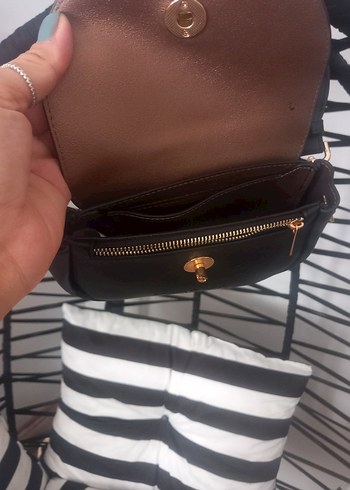 Siyah Deri Kadın Omuz Çantası - Görsel 9