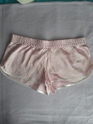 pembe saten şort