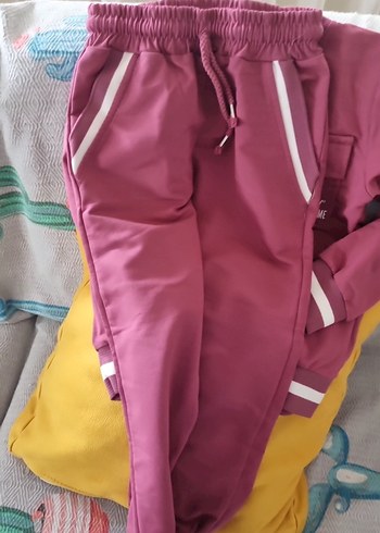 8 Yaş Beden pembe Renk Pembe Kemerli Kız Eşofman Takımı