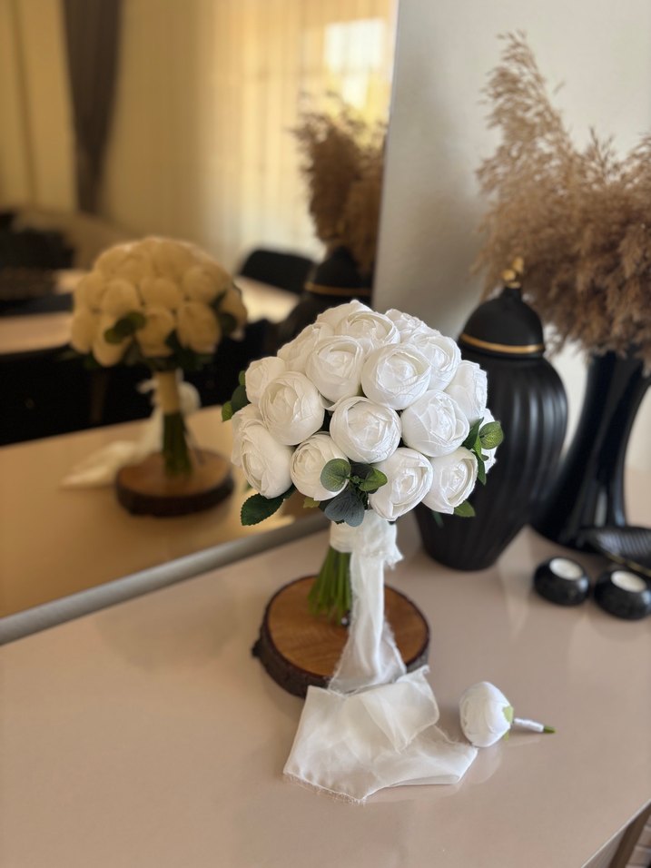 Şakayık gelin buketi - Görsel 2