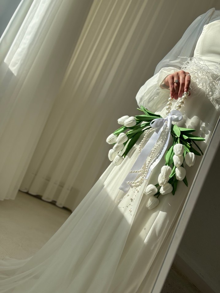 İslak lale prenses gelin Buketi - Görsel 2