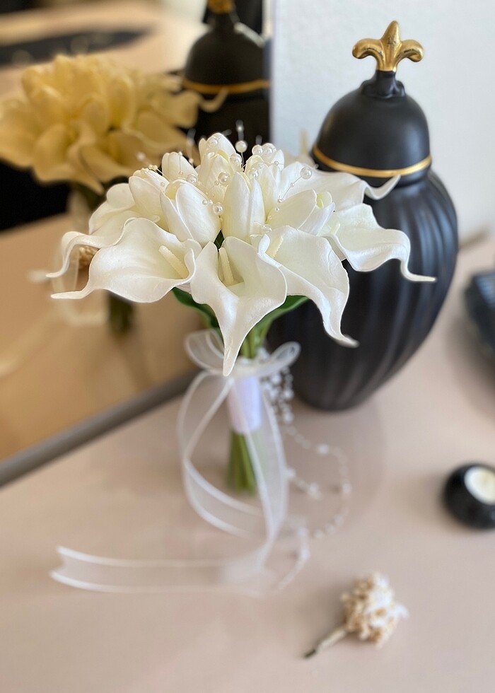 Islak gala ve ıslak lale gelin buketi - Görsel 4