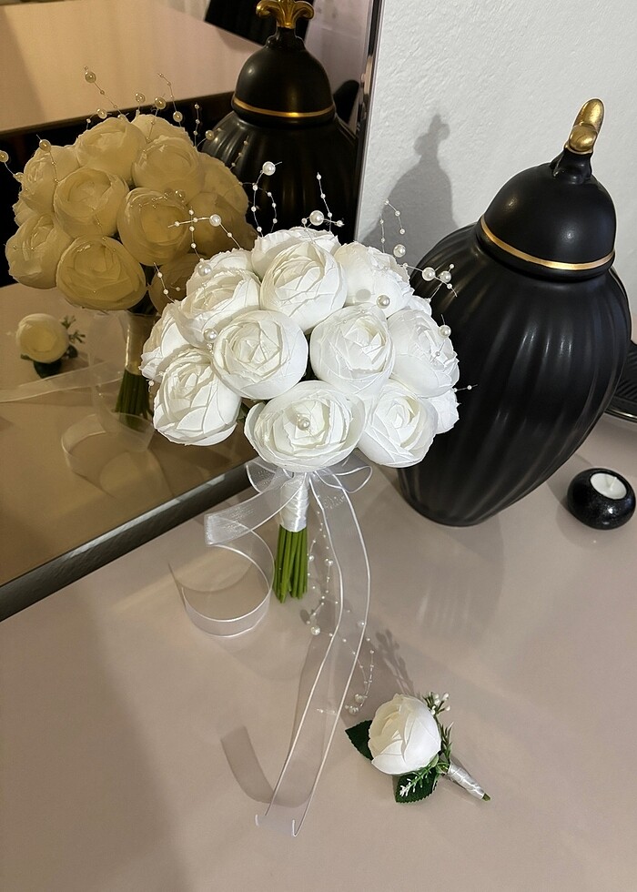 Beyaz şakayık gelin buketi - Görsel 2