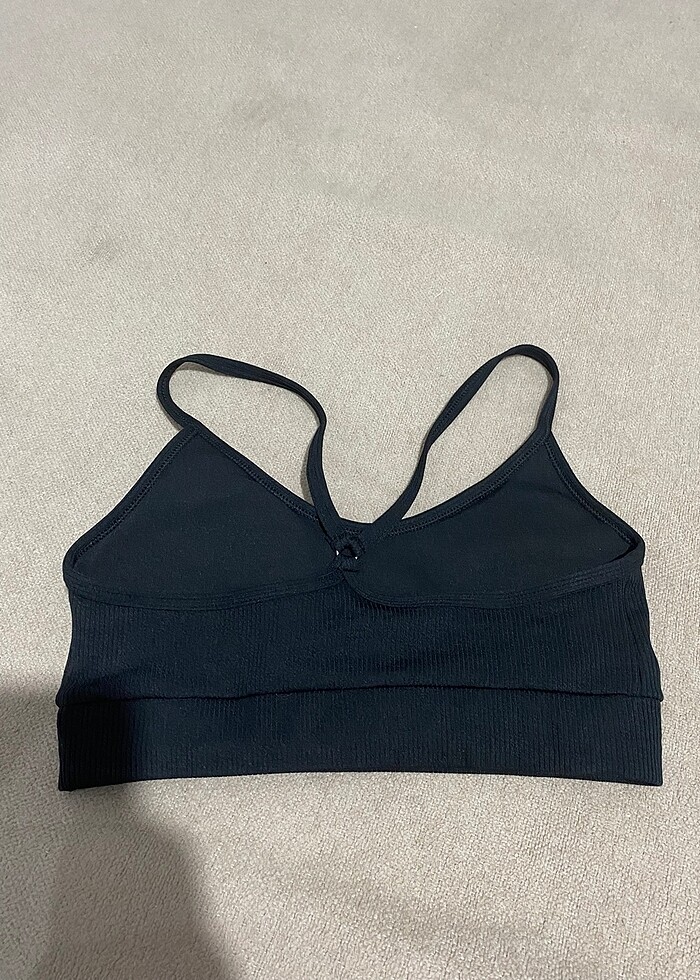 FLO sporcu yarım atlet - Görsel 2