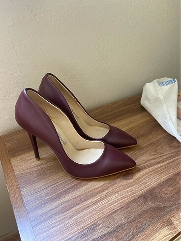 Topuklu stiletto