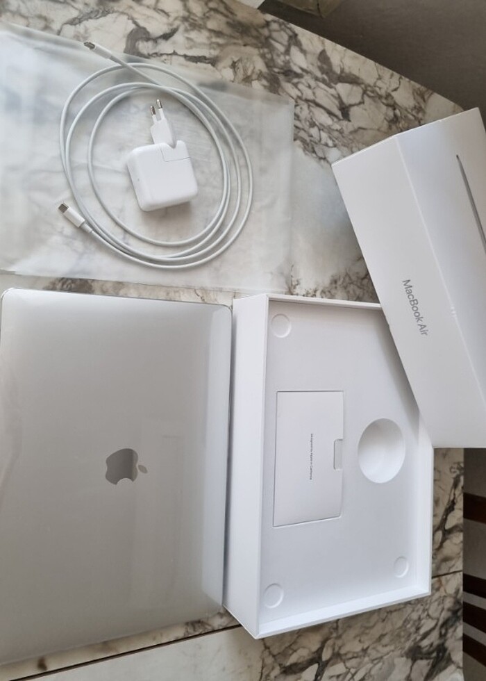 APPLE MacBook Air M1 Bilgisayar 8GB-256GB SSD 13.3inç Gümüş - Görsel 2