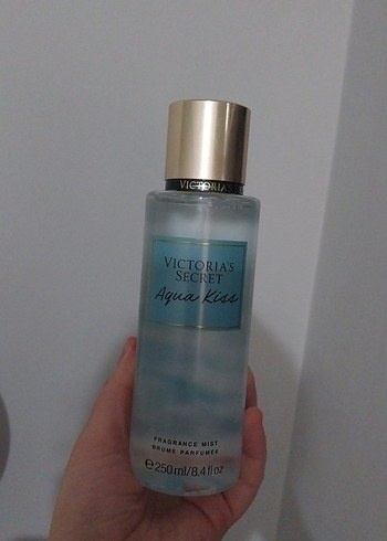 Victoria's Secret Aqua Kiss Kadın Parfümü 250 ml
