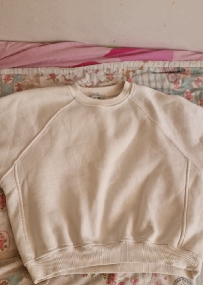 Beyaz ust - Görsel 2