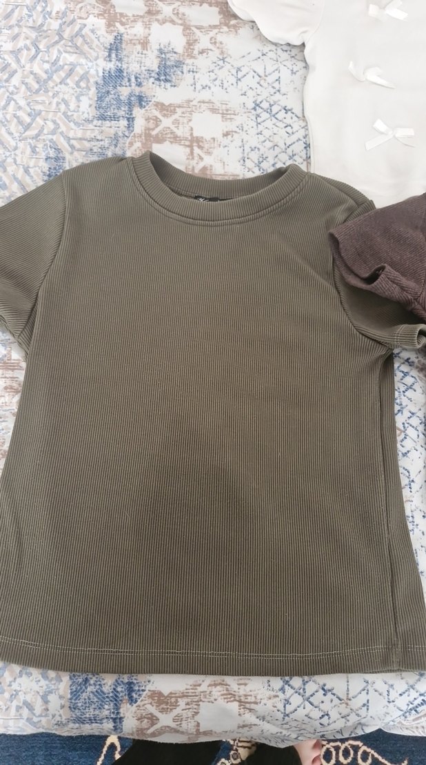 Kızlar için Koyu Kahverengi Kısa Kollu Pamuklu Tişört - Görsel 5