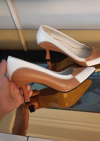 Bej Deri Tokalı Stiletto Kadın Ayakkabı - Görsel 2